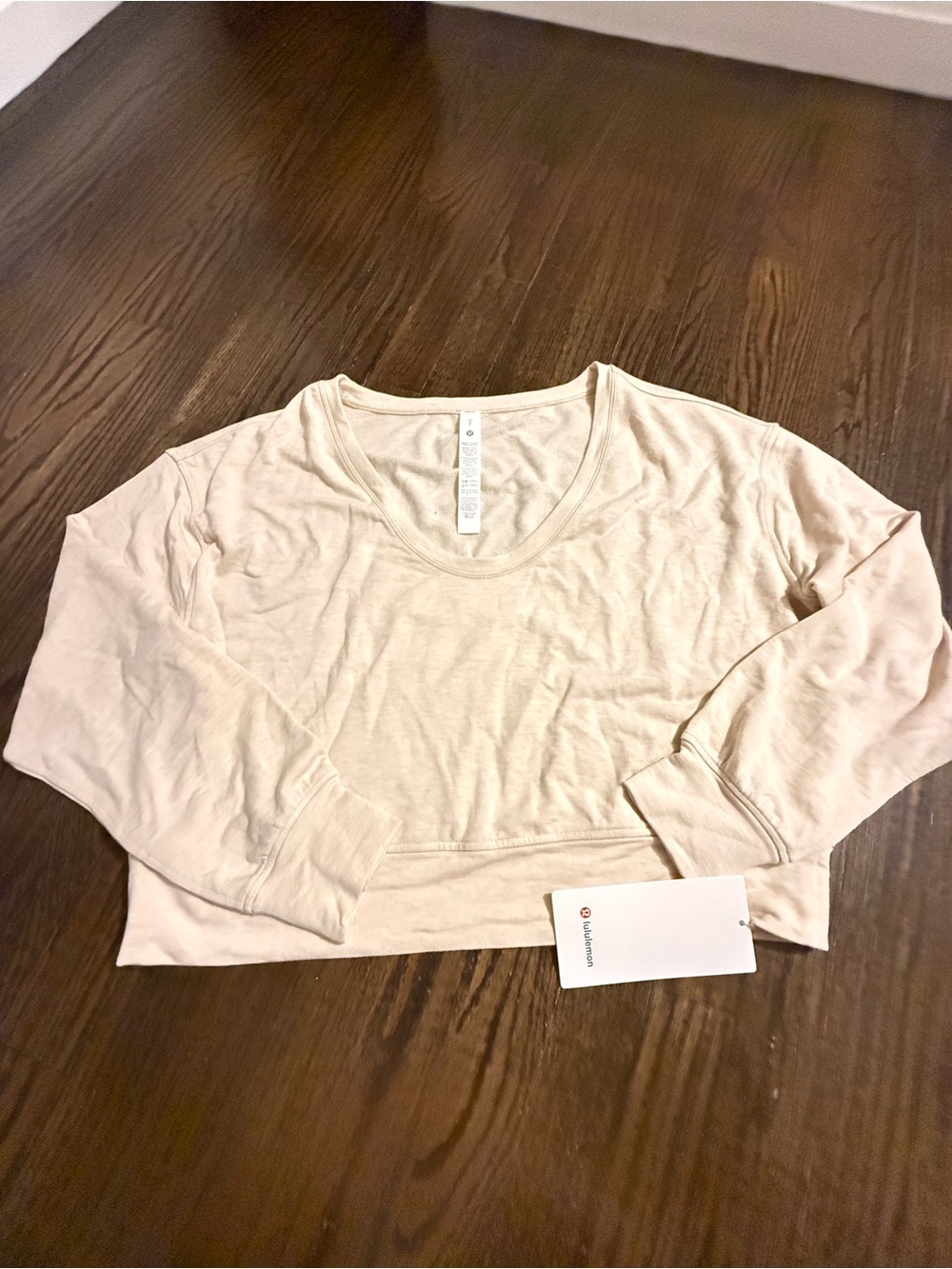 lululemon Women’s Cream Long Sleeve Lightweight Pullover be calm. So soft